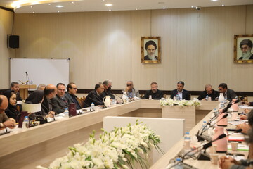 بررسی مشکلات ۱۰ پروژه گردشگری در ستاد تسهیل استان اردبیل