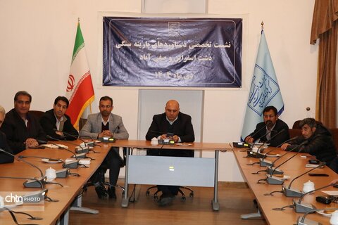 نشست تخصصی باستان‌شناسی با محوریت دست‌ساخته‌های پارینه‌سنگی