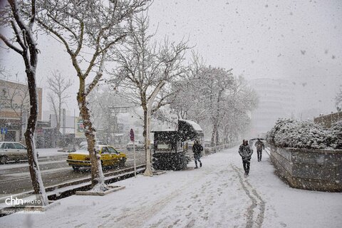 بارش سنگین برف در سنندج