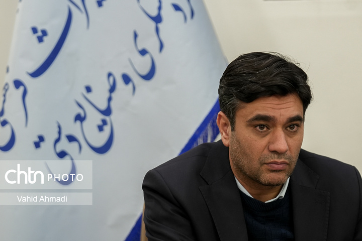 نشست اعضای انجمن دفاتر خدمات مسافرتی کشور با وزیر میراث فرهنگی گردشگری و صنایع دستی