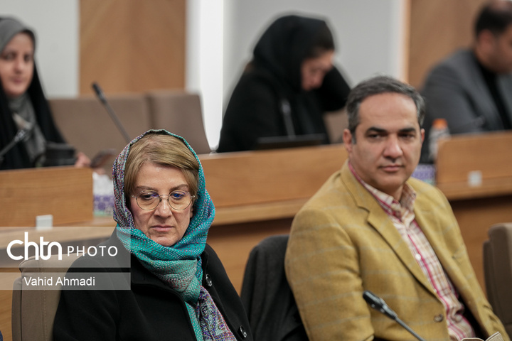 نشست اعضای انجمن دفاتر خدمات مسافرتی کشور با وزیر میراث فرهنگی گردشگری و صنایع دستی