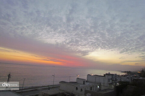 سیراف، بندری خاموش اما پر غرور است که هر موجش داستانی از سفر، تجارت و شکوه کهن را زمزمه می‌کند.