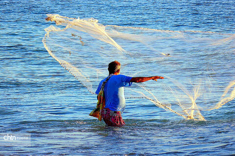 سیراف، بندری خاموش اما پر غرور است که هر موجش داستانی از سفر، تجارت و شکوه کهن را زمزمه می‌کند.
