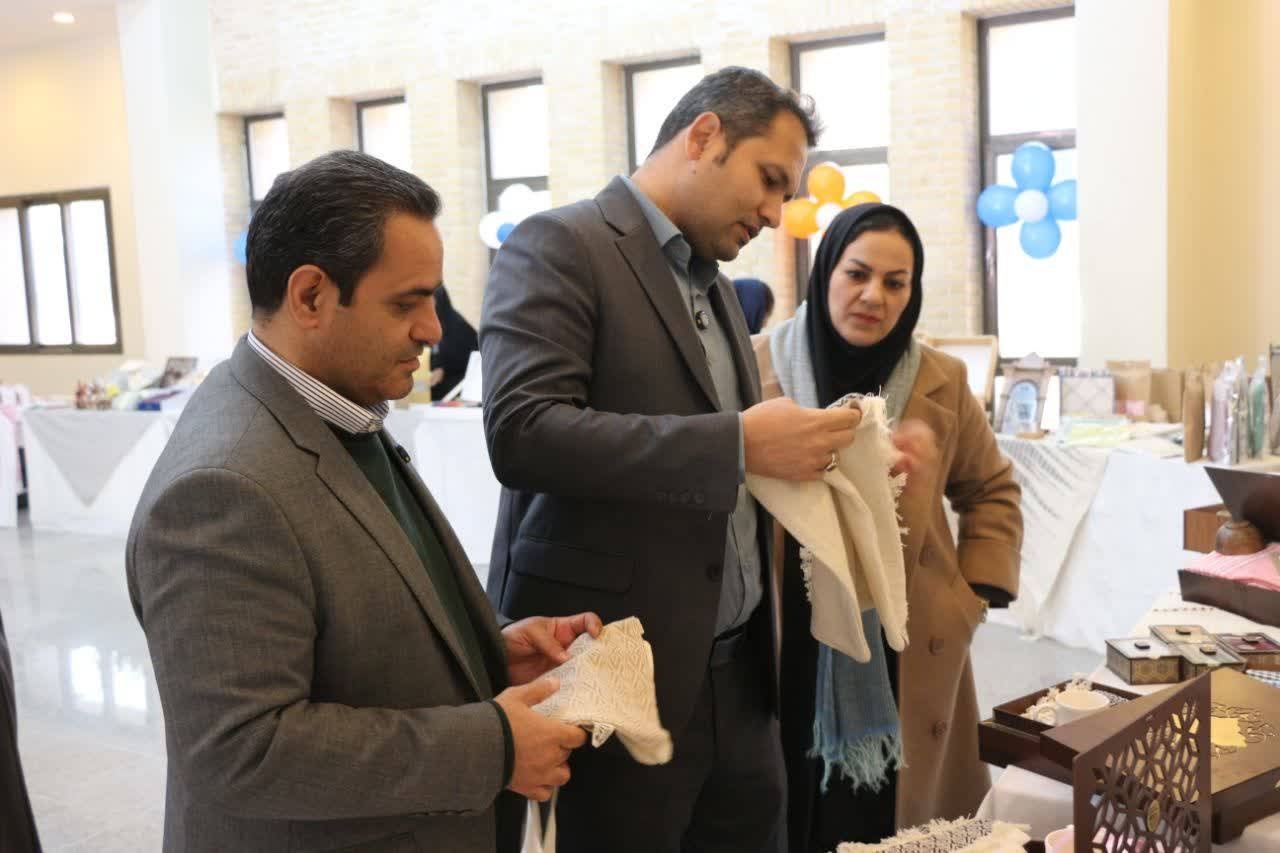 نخستین نمایشگاه تخصصی صنایعدستی با رویکرد بستهبندی در اردکان افتتاح شد