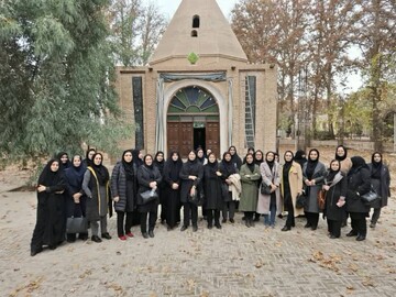 بازدید بانوان کارمند آبفا جنوب شرق استان تهران از جاذبه‌های گردشگری شهرستان پیشوا