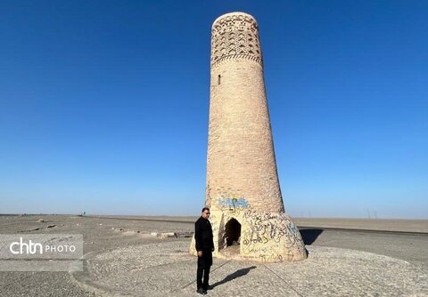 بنای تاریخی میل نادری شهرستان فهرج به توجه مضاعف نیاز دارد