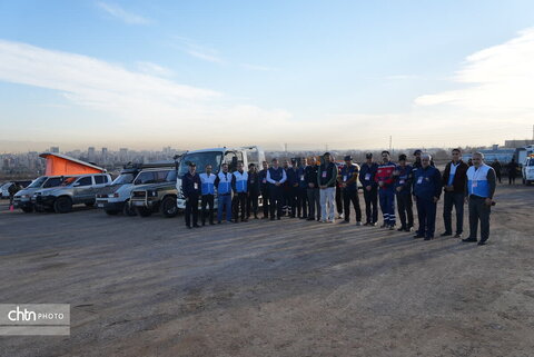 مانور تمام‌عیار ترکیبی زلزله مشهد «مقاوم در سایه خورشید»مانور در منطقه جنوب شرق مشهد با فرض زلزله‌ای با قدرت ۶.۲ ریشتر برگزار شد