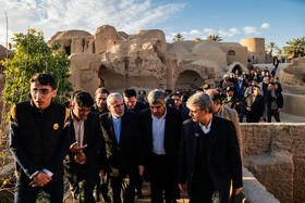 وزیر میراث‌فرهنگی میهمان روستای جهانی اصفهک