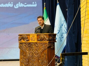 مرکز هنرهای ملی باید به یک پژوهشکده بزرگ تبدیل شود