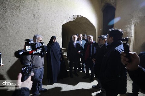 اولین روز سفر وزیر میراث فرهنگی به خوروبیابانک