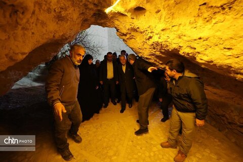 اولین روز سفر وزیر میراث فرهنگی به خوروبیابانک