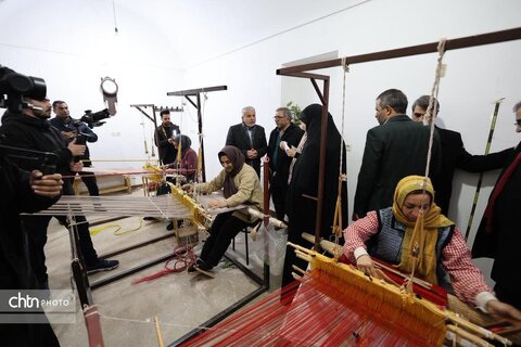 اولین روز سفر وزیر میراث فرهنگی به خوروبیابانک