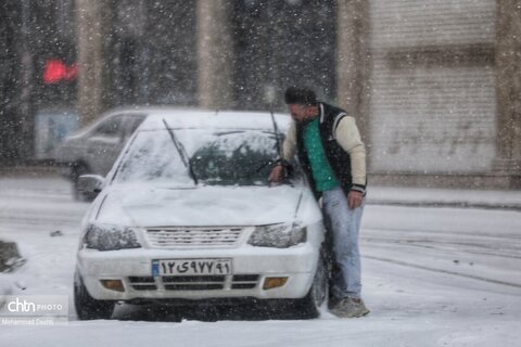 بارش برف و کولاک شدید در اردبیل