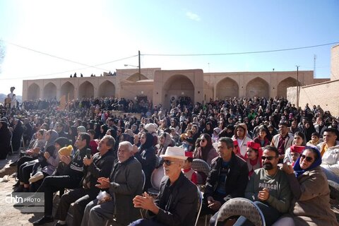 اختتامیۀ چهارمین جشنوارۀ تجربه‌محور برداشت زردک خرانق اردکان