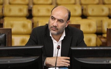 احیای بازار و قلعه نهاوند، بازسازی هویت تاریخی شهر را هم‌زمان محقق می‌کند/ بازآفرینی شهری باید مبتنی بر تاریخ، اقتصاد و ایمنی باشد