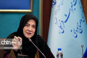 وبینار هم اندیشی نحوه حضور صنایع دستی در نمایشگاه بین المللی گردشگری و صنایع دستی