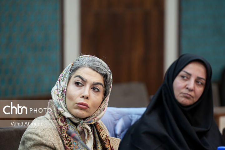 وبینار هم اندیشی نحوه حضور صنایع دستی در نمایشگاه بین المللی گردشگری و صنایع دستی