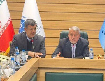 توسعه بازارهای جهانی، مسیر توانمندسازی هنرمندان است/ وظیفه دولت هموارسازی مسیر فعالان گردشگری است/ دعوت از چهره‌ها، ابزار موثر معرفی بین‌المللی یزد 