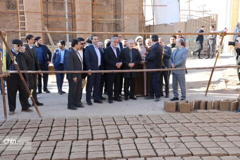 توسعه گردشگری و صیانت از میراث تاریخی؛ بازدیدهای میدانی وزیر میراث‌فرهنگی از پروژه‌های شاخص یزد_تصویری ۲
