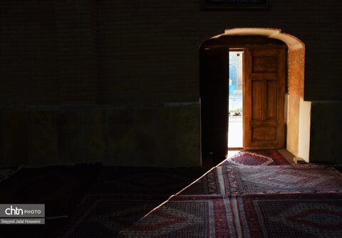 مسجد دارالاحسان سنندج، یادگاری از دوران قاجاریه