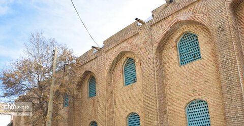 مسجد دارالاحسان سنندج، یادگاری از دوران قاجاریه
