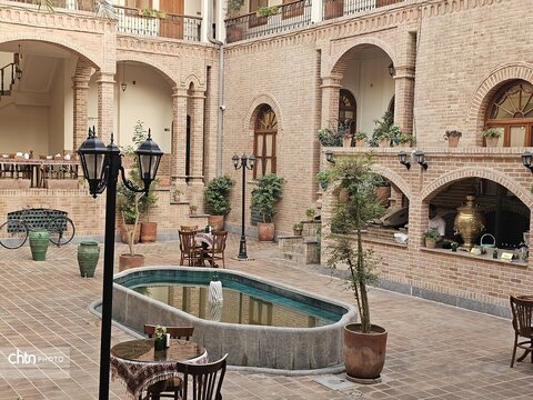 عمارت ملوکانه از قلب تهران قدیم