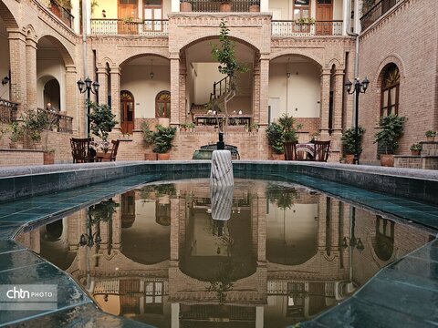 عمارت ملوکانه از قلب تهران قدیم