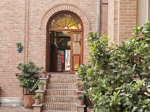 عمارت ملوکانه از قلب تهران قدیم