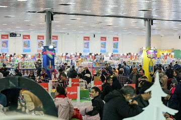 استقبال خانواده‌ها از یک رویداد کودکانه/ جشنواره اسباب بازی تا ۲۷ دی ماه ادامه دارد