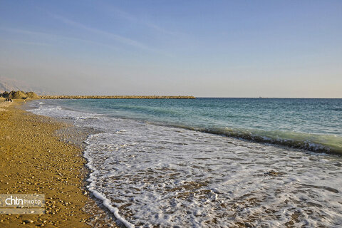خلیج‌فارس، دیدنت هر روز، نوری از امید را در دلمان زنده نگه می‌دارد.