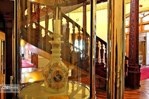 موزه آبگینه و سفالینه‌های ایران موزه تخصصی شیشه و سفال