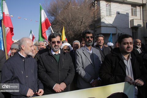 راهپیمایی پرشور مردم قم در محکومیت تروریست‌های آشوبگر