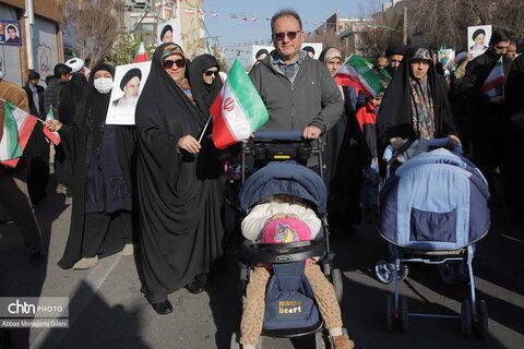 راهپیمایی پرشور مردم قم در محکومیت تروریست‌های آشوبگر