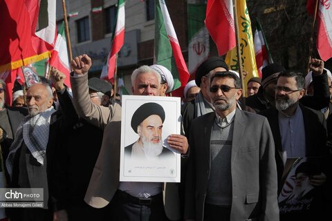 راهپیمایی پرشور مردم قم در محکومیت تروریست‌های آشوبگر