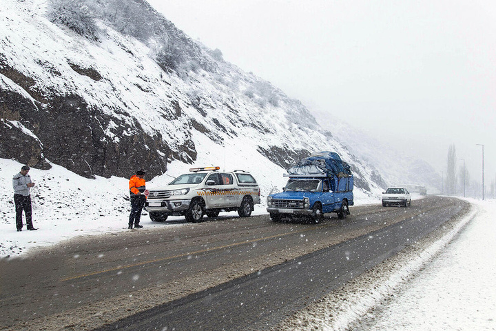 ورود سامانه جدید بارشی/ برف و باران در مناطق غربی و شمالی کشور