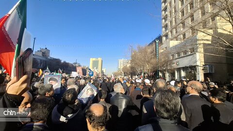 خروش مردم مشهد ودر کنار ملت یکپارچه ایران اسلامی