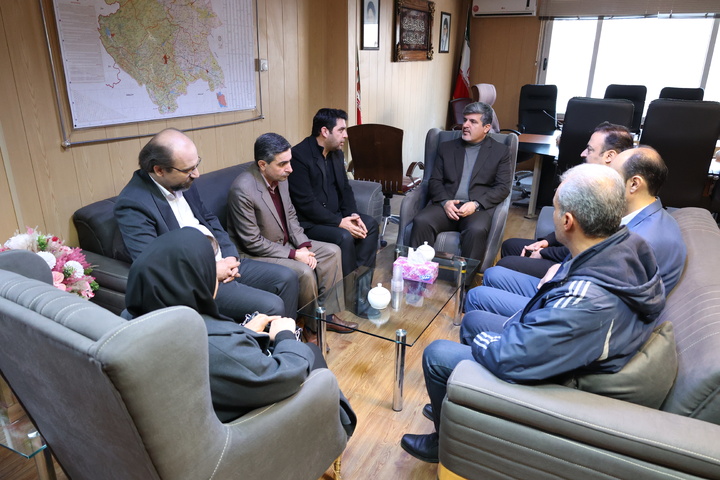 لزوم حفاظت از بافت تاریخی و هویت شهری کردستان/ حمایت دولت از تسریع در اجرای پروژه‌های گردشگری و صنایع‌دستی