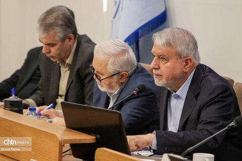 نشست معاونین، مشاورین و مدیران کل ستادی با وزیر میراث‌فرهنگی، گردشگری و صنایع دستی