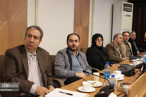 نشست معاونین، مشاورین و مدیران کل ستادی با وزیر میراث‌فرهنگی، گردشگری و صنایع دستی