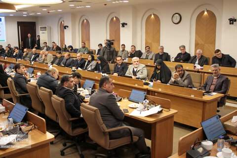 نشست معاونین، مشاورین و مدیران کل ستادی با وزیر میراث‌فرهنگی، گردشگری و صنایع دستی