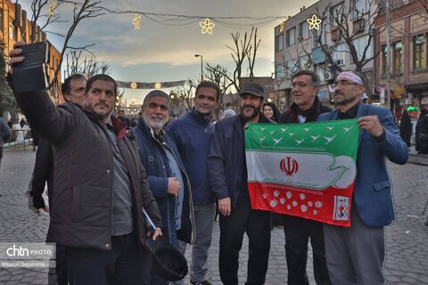 حضور پر خروش مردم تبریز در محکومیت اقدامات تروریست‌های مسلح