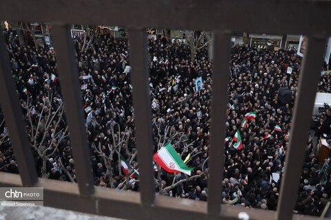 حضور پر خروش مردم تبریز در محکومیت اقدامات تروریست‌های مسلح