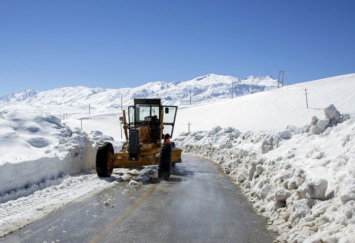 بازگشایی راه ارتباطی ۸۰۰ روستا در آذربایجان‌شرقی/ ادامه عملیات برای بازگشایی راه ۱۲۷ روستا