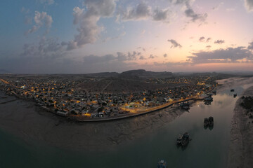 بندر تاریخی لافت