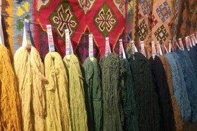 رنگرزی یکی از اصیل‌ترین هنرصنعت‌ها در چهارمحال و بختیاری است