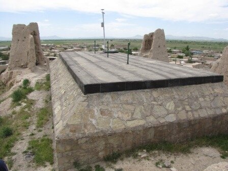مرمت «تخت‌خلیل» نقش مهمی در جذب گردشگر به روستای کاج دارد