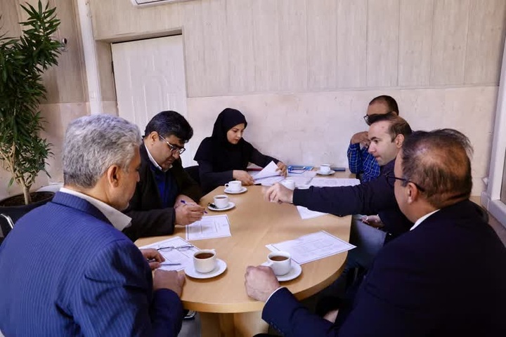 برگزاری کمیته برنامه‌ریزی گردشگری فارس با محوریت توسعه گردشگری کشاورزی و بوم‌گردی