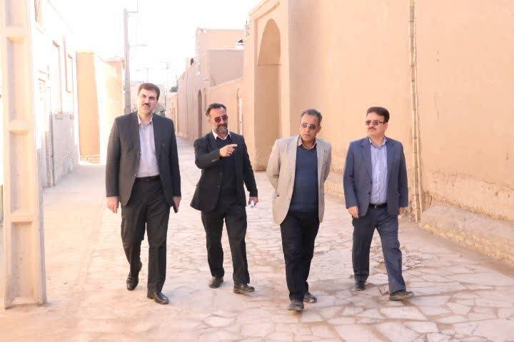 فرماندار: سرمایه‌گذاری در گردشگری، محور توسعه شهرستان زارچ