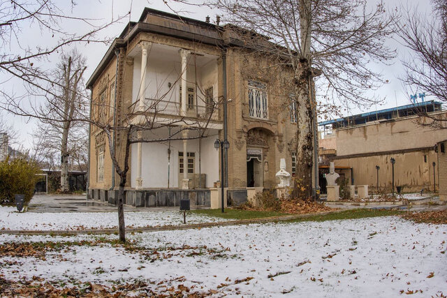 عمارت منصوری ملایر مرمت می‌شود