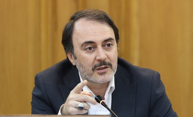 تاکسی‌های برقی باید امسال معاینه فنی بگیرند/ مرودی ۲۵درصد خودروهای زیر ۵ سال در معاینه فنی